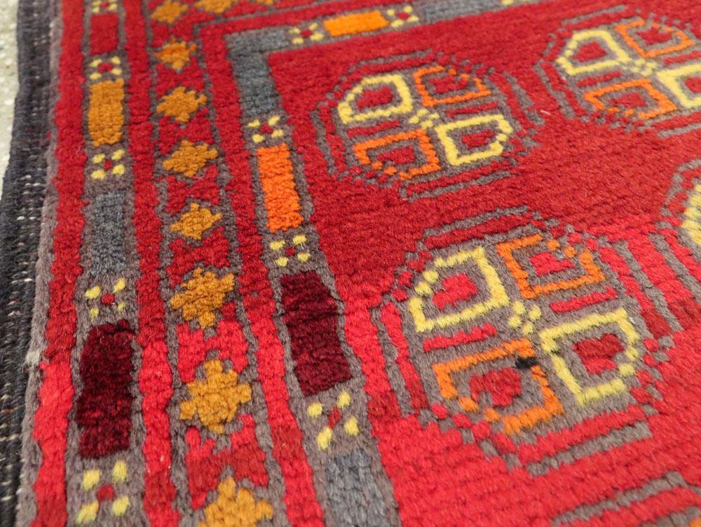 Vintage Central Asian Turkoman Tribal Throw Rug, No.25864 - Galerie Shabab