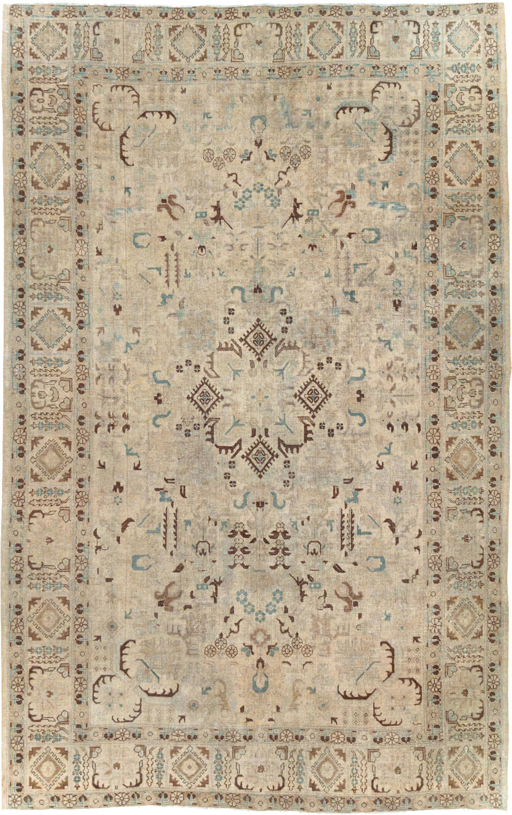 Vintage Persian Tabriz Accent Carpet, No.25867 - Galerie Shabab