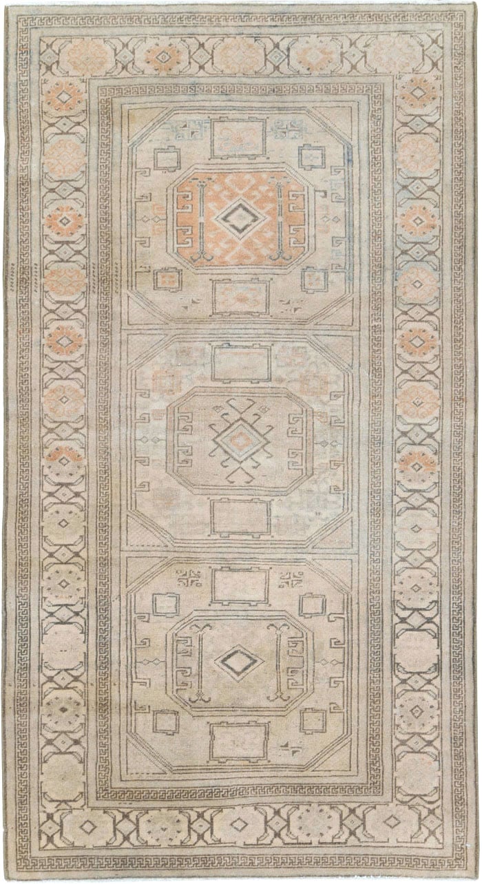 Antique Persian Tabriz Throw Rug, No.25869 - Galerie Shabab