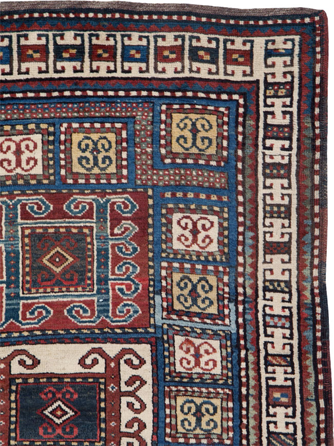 Antique Caucasian Kazak Rug, No.25877 - Galerie Shabab