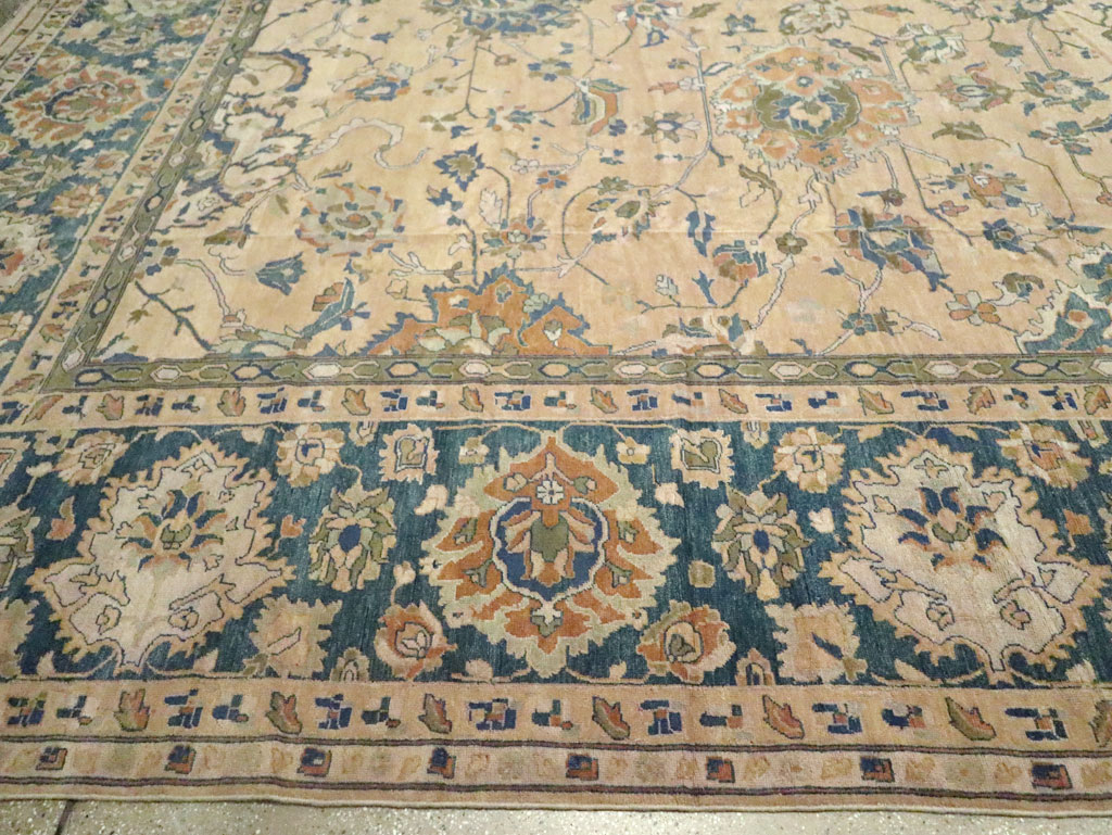 Antique Indian Lahore Carpet, No.25879 - Galerie Shabab