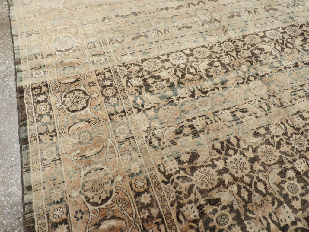 Antique Persian Lavar Kerman Carpet, No.25884 - Galerie Shabab