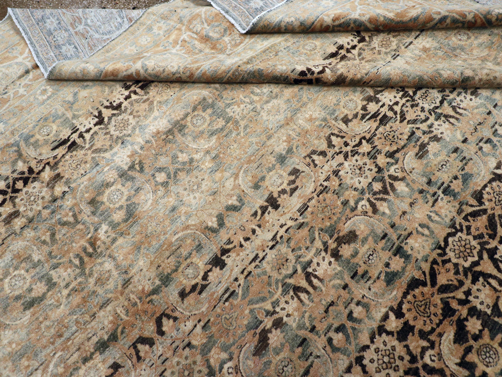 Antique Persian Lavar Kerman Carpet, No.25884 - Galerie Shabab