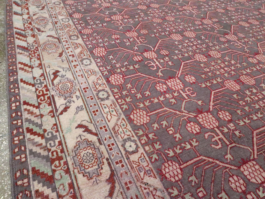 Antique Khotan Carpet, No.25889 - Galerie Shabab