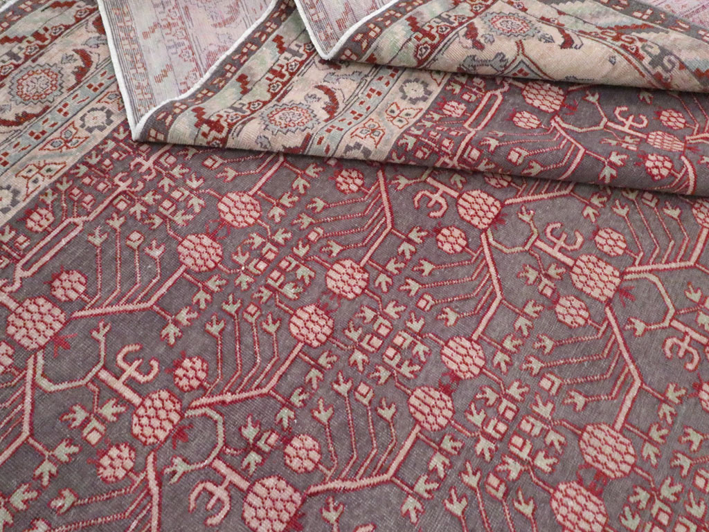 Antique Khotan Carpet, No.25889 - Galerie Shabab