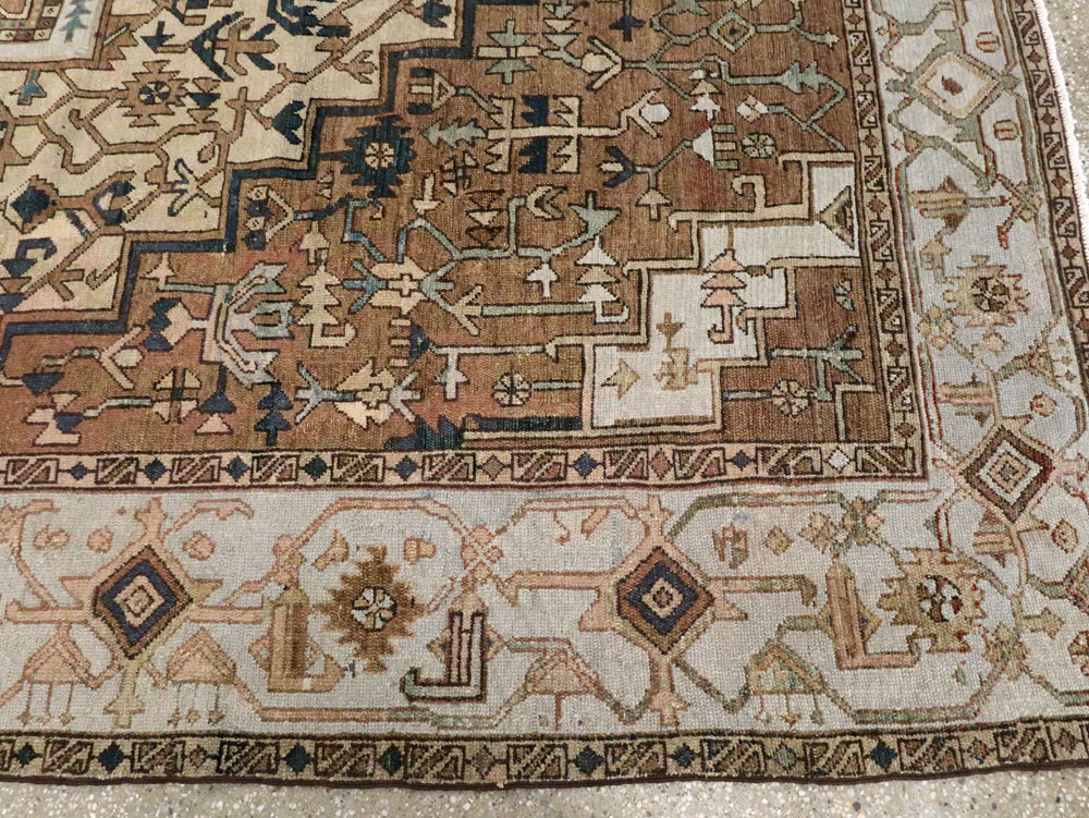 Antique Persian Heriz Carpet, No.25894 - Galerie Shabab