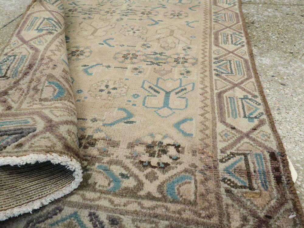 Vintage Persian Malayer Runner, No.25899 - Galerie Shabab