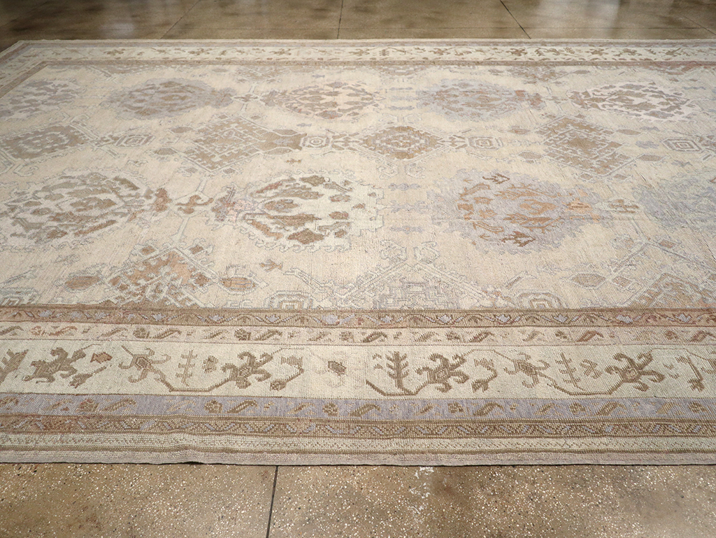 Antique Turkish Oushak Oversize Carpet, No.25900 - Galerie Shabab