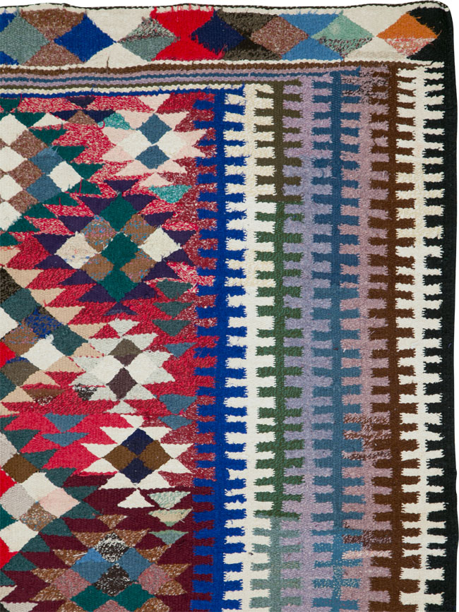 Vintage Persian Kilim, No.25902 - Galerie Shabab