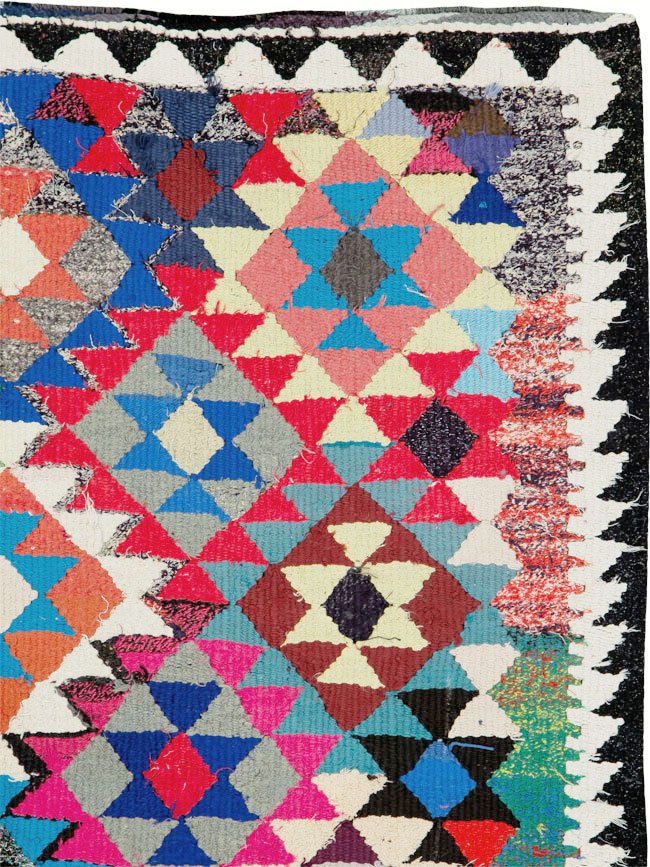 Vintage Persian Kilim, No.25907 - Galerie Shabab