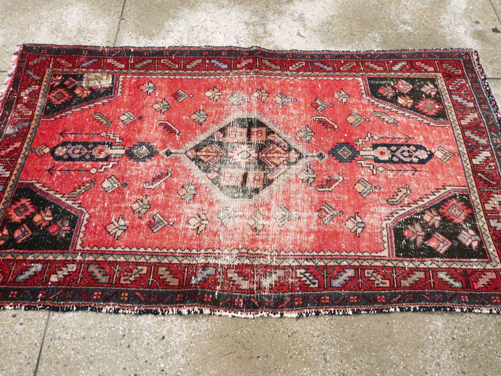 Vintage Persian Hamadan Rug, No.25916 - Galerie Shabab