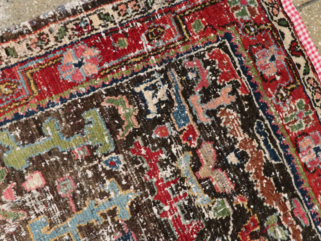 Vintage Persian Hamadan Distressed Rug, No.25920 - Galerie Shabab