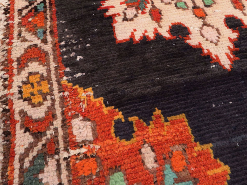 Vintage Persian Hamadan Rug, No.25927 - Galerie Shabab