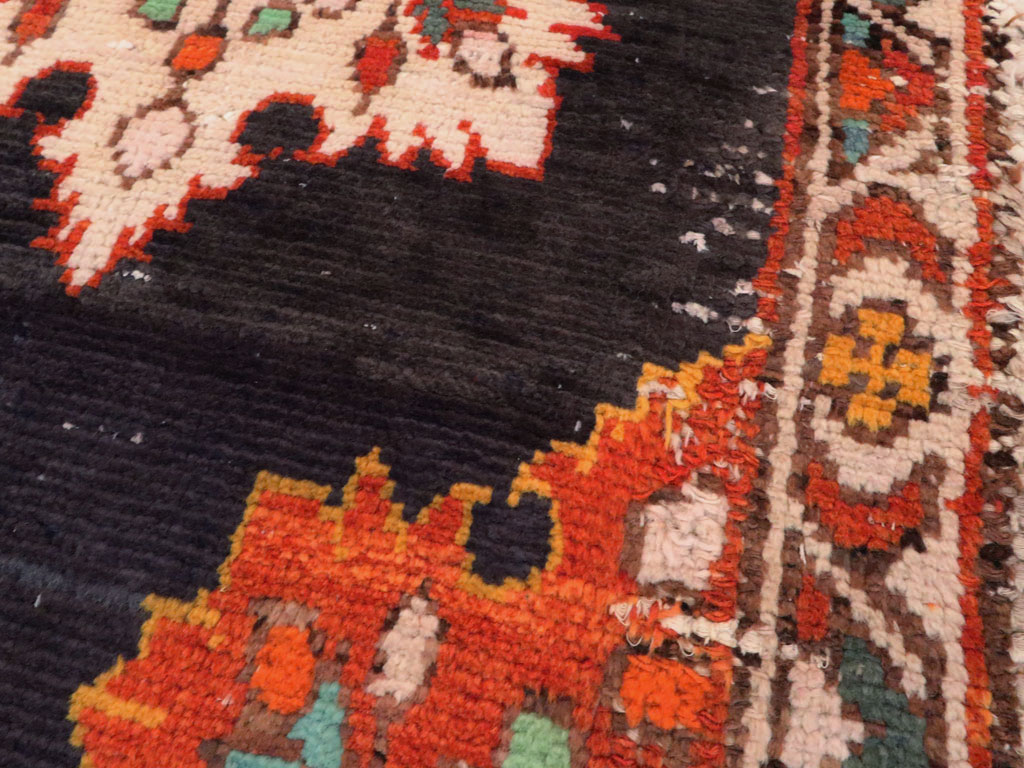 Vintage Persian Hamadan Rug, No.25927 - Galerie Shabab