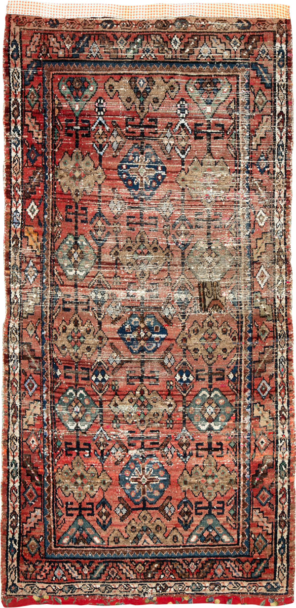 Vintage Persian Hamadan Distressed Rug, No.25928 - Galerie Shabab