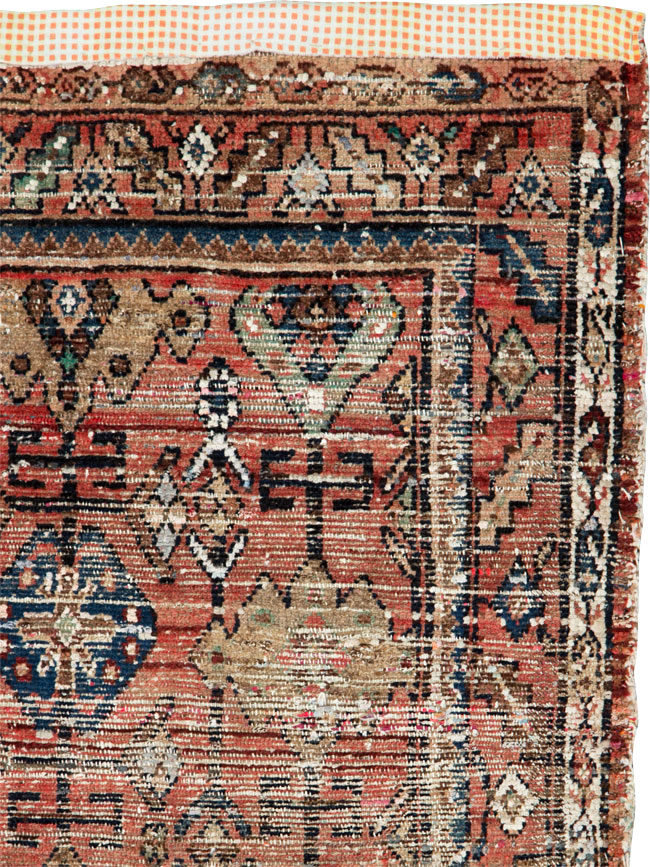 Vintage Persian Hamadan Distressed Rug, No.25928 - Galerie Shabab