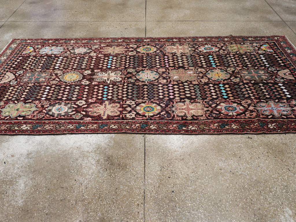 Vintage Persian Malayer Gallery Carpet, No.25934 - Galerie Shabab