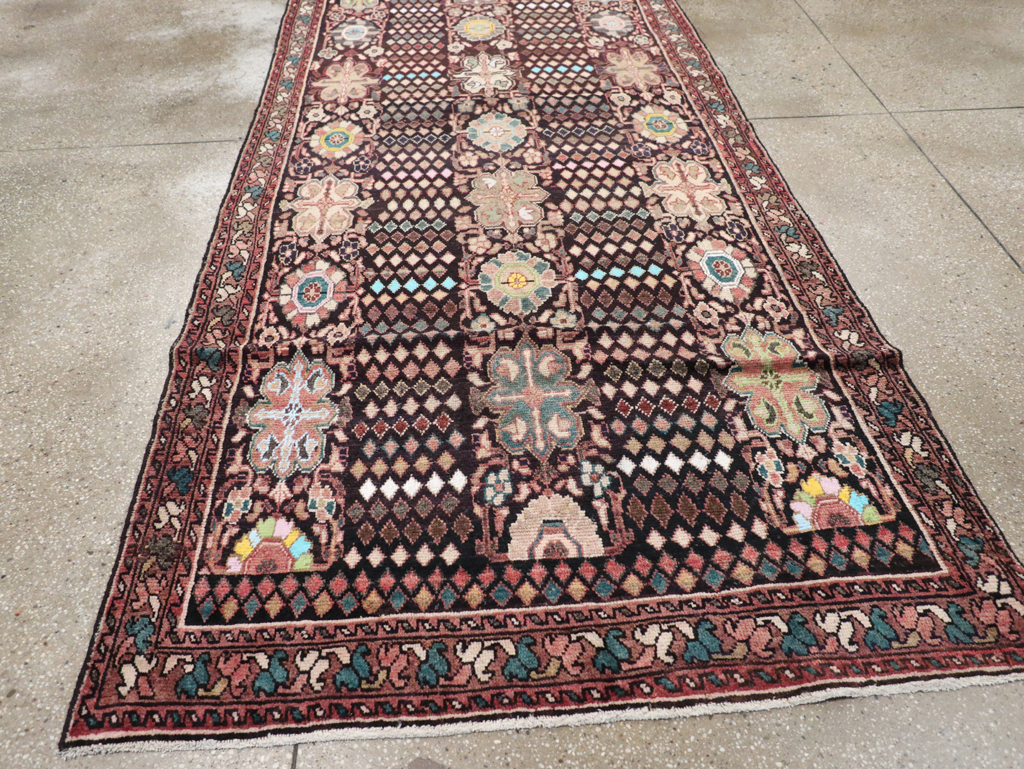 Vintage Persian Malayer Gallery Carpet, No.25934 - Galerie Shabab