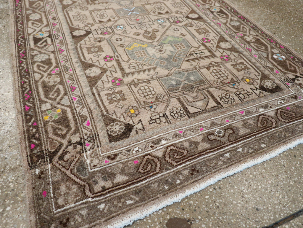 Vintage Persian Hamadan Rug, No.25935 - Galerie Shabab