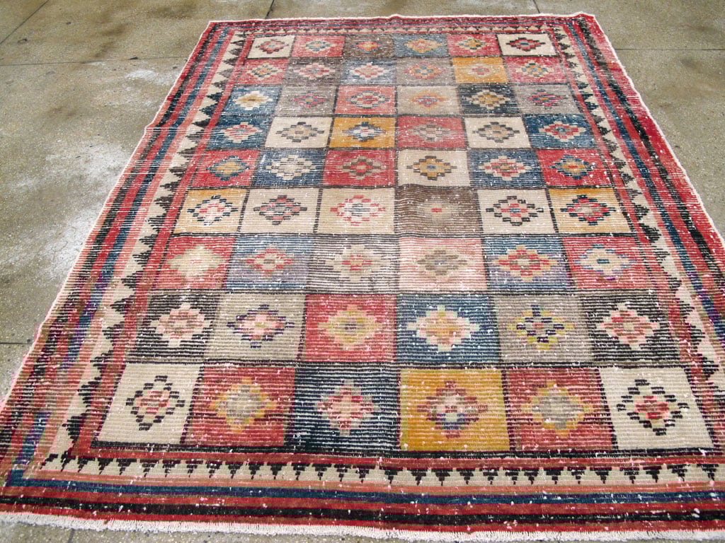 Vintage Persian Gabbeh Rug, No.25937 - Galerie Shabab