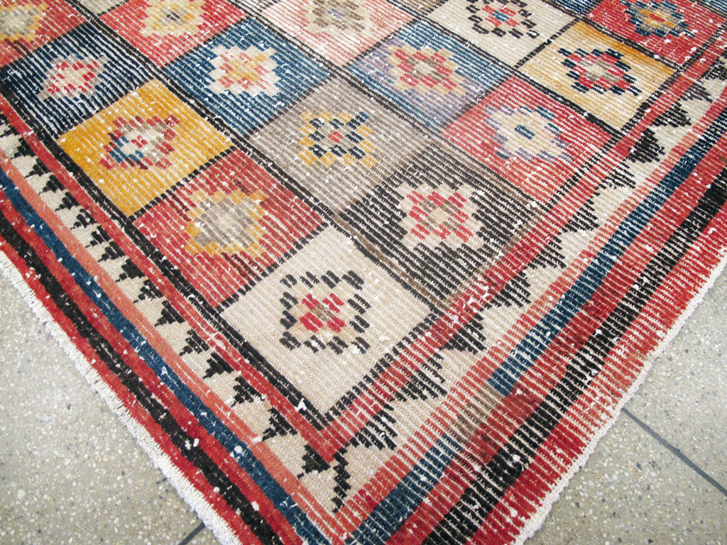 Vintage Persian Gabbeh Rug, No.25937 - Galerie Shabab