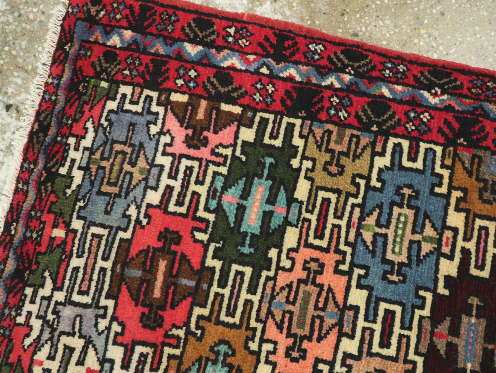 Vintage Persian Hamadan Runner, No.25945 - Galerie Shabab