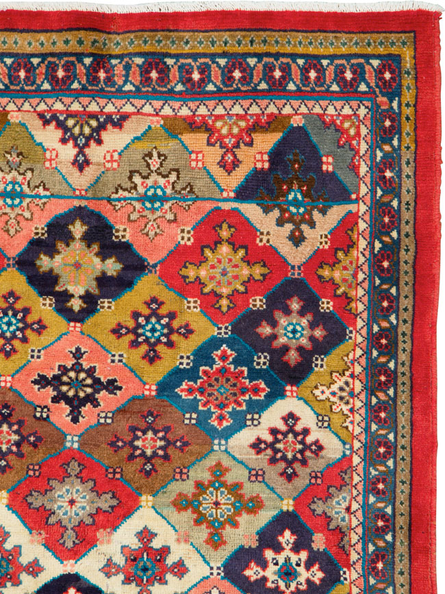 Vintage Persian Mahal Rug, No.25954 - Galerie Shabab