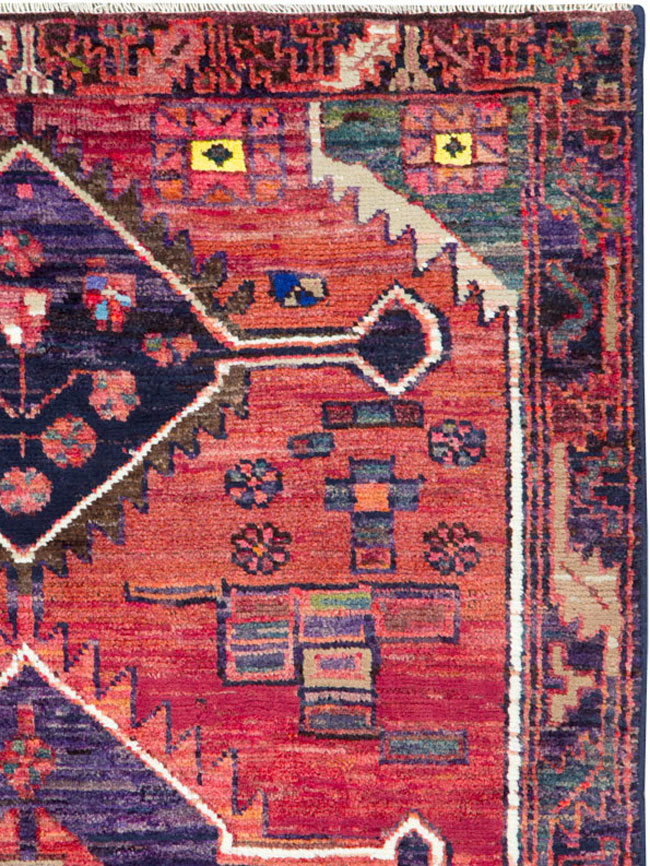 Vintage Persian Kurd Throw Rug, No.25956 - Galerie Shabab