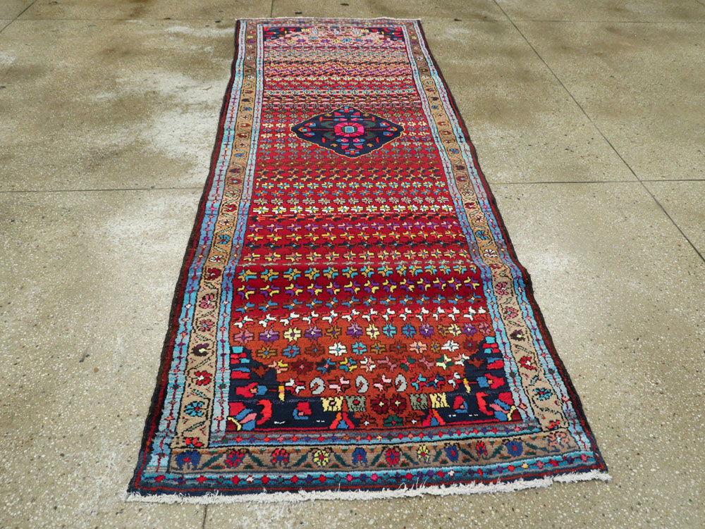 Vintage Persian Hamadan Runner, No.25959 - Galerie Shabab