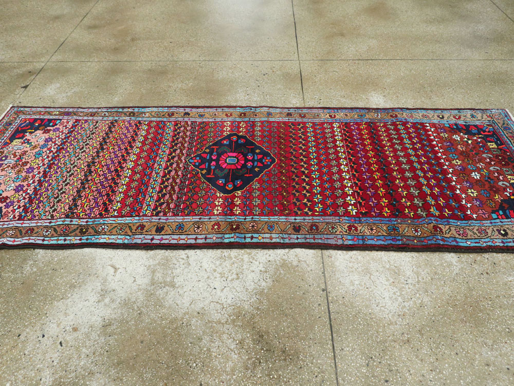 Vintage Persian Hamadan Runner, No.25959 - Galerie Shabab