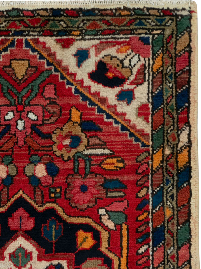Vintage Persian Hamadan Rug, No.25966 - Galerie Shabab