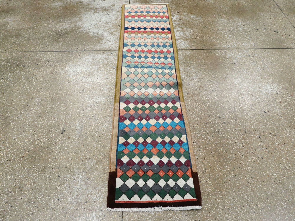 Vintage Persian Mahal Runner, No.25976 - Galerie Shabab