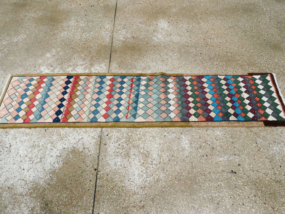 Vintage Persian Mahal Runner, No.25976 - Galerie Shabab