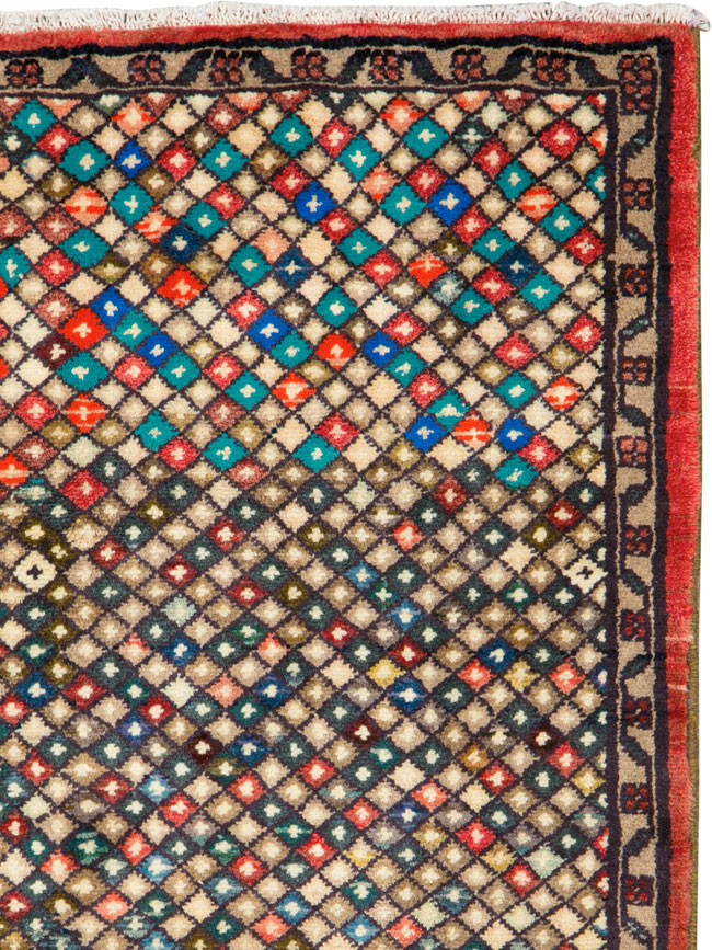 Vintage Persian Mahal Runner, No.25977 - Galerie Shabab