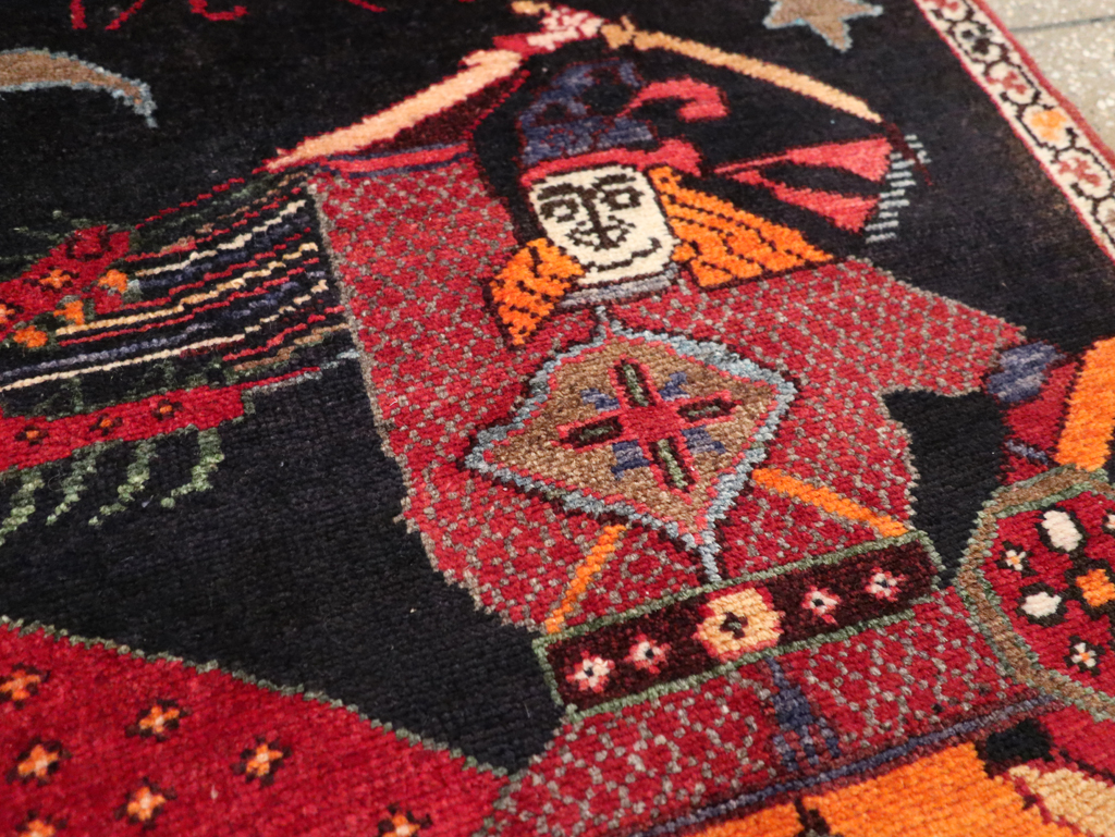 Vintage Persian Pictorial Hamadan Rug, No.25979 - Galerie Shabab