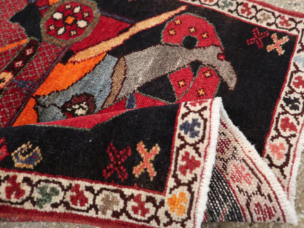 Vintage Persian Pictorial Hamadan Rug, No.25979 - Galerie Shabab