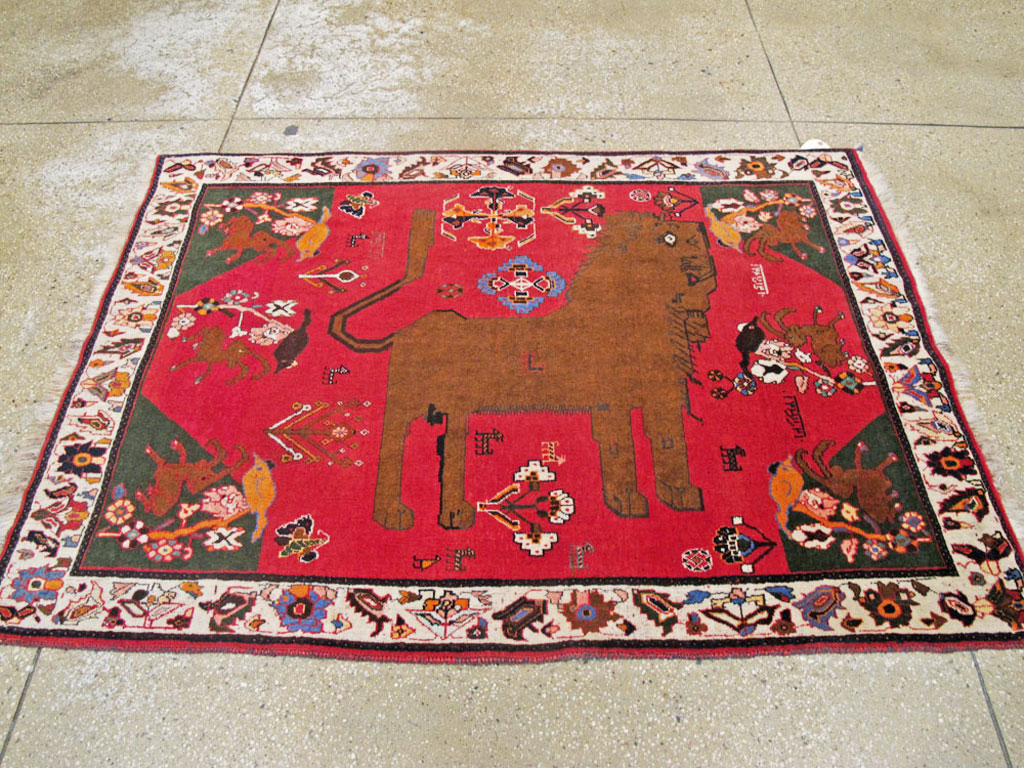 Vintage Persian Pictorial Shiraz Rug, No.25985 - Galerie Shabab