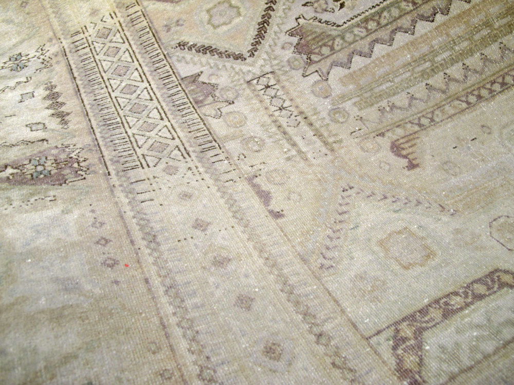 Vintage Persian Tabriz Carpet, No.25995 - Galerie Shabab