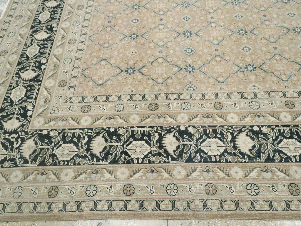 Vintage Turkish Sivas Large Room Size Carpet, No.25997 - Galerie Shabab