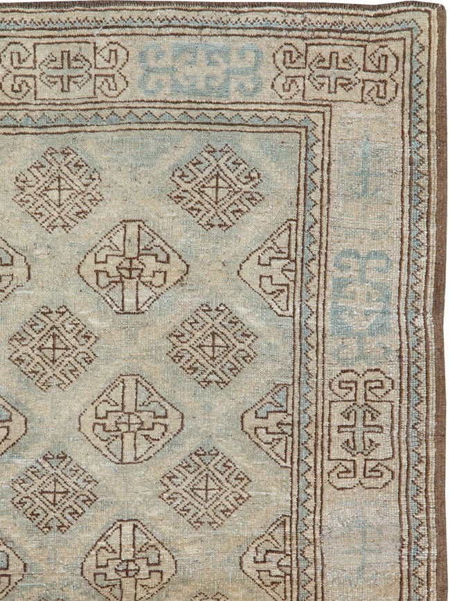 Vintage Persian Kurd Square Accent Rug, No.26008 - Galerie Shabab