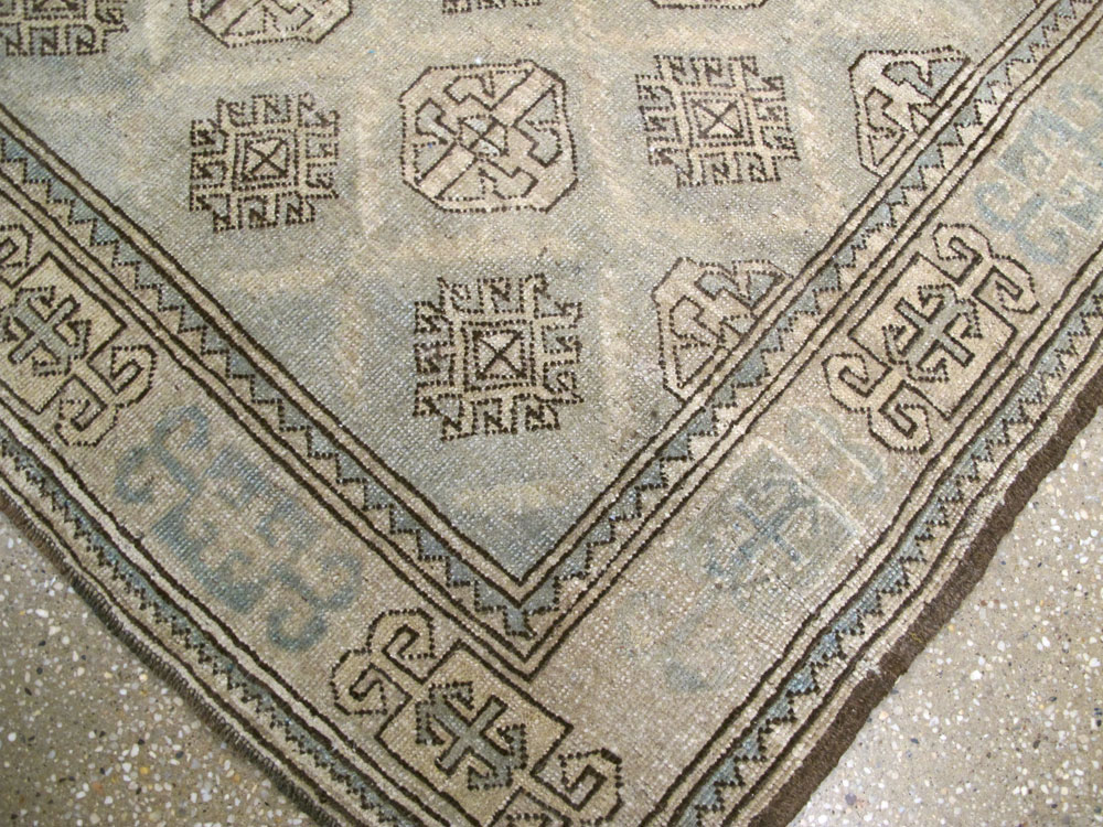 Vintage Persian Kurd Square Accent Rug, No.26008 - Galerie Shabab