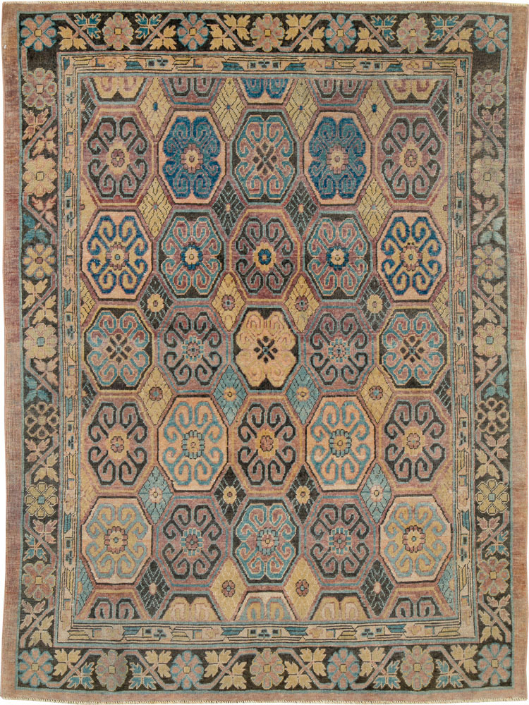 Antique East Turkestan Khotan Rug, No.26012 - Galerie Shabab