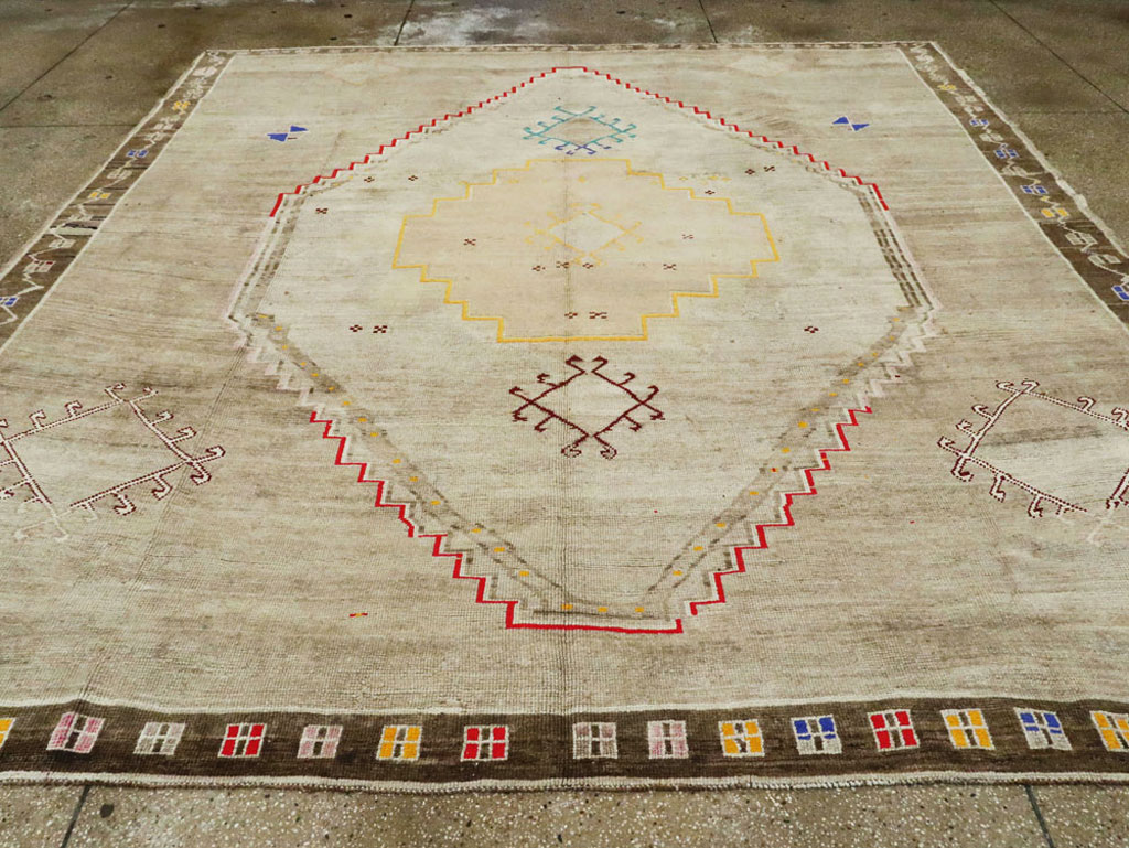 Vintage Turkish Anatolian Carpet, No.26017 - Galerie Shabab