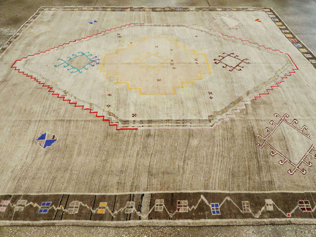 Vintage Turkish Anatolian Carpet, No.26017 - Galerie Shabab