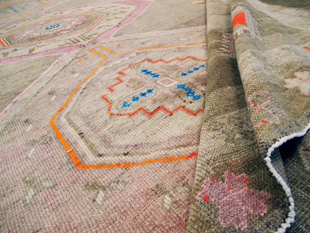 Vintage Turkish Anatolian Carpet, No.26018 - Galerie Shabab