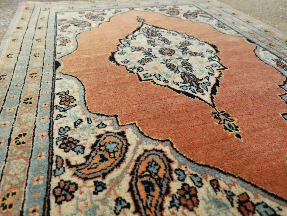 Antique Persian Tabriz Hagi Jalili Throw Rug, No.26019 - Galerie Shabab