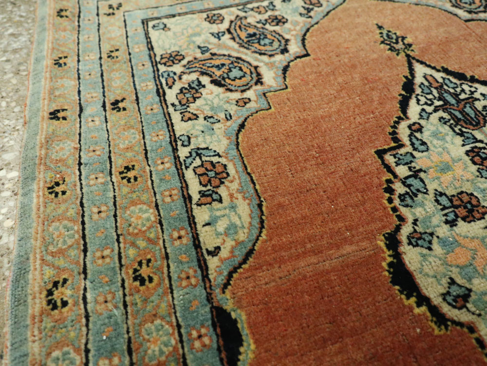 Antique Persian Tabriz Hagi Jalili Throw Rug, No.26019 - Galerie Shabab