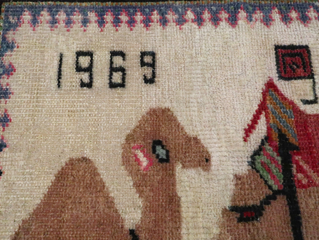 Vintage Turkish Anatolian Pictorial Throw Rug, No.26021 - Galerie Shabab
