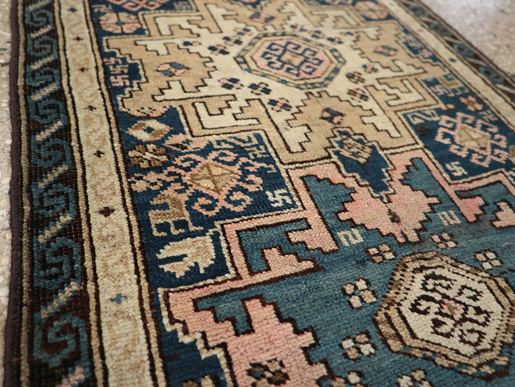 Antique Caucasian Shirvan Throw Rug, No.26027 - Galerie Shabab
