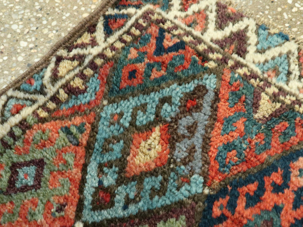 Antique Persian Jaff Kurd Throw Rug, No.26030 - Galerie Shabab